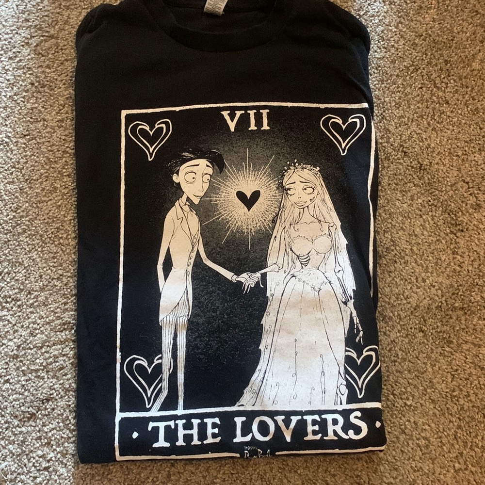 Graphic tee